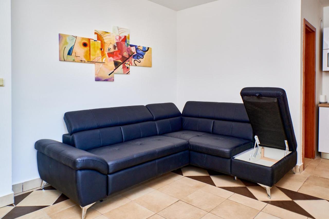 Cittanova Boutique Apartment Con Piscina Novigrad  Exterior photo