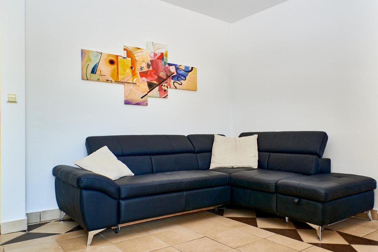 Cittanova Boutique Apartment Con Piscina Novigrad  Exterior photo